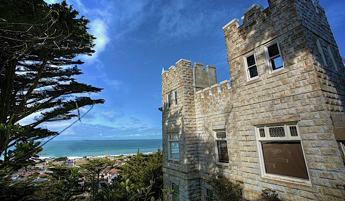 Sam's Castle Ocean View